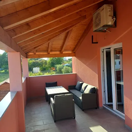 Gordana דירה פולה